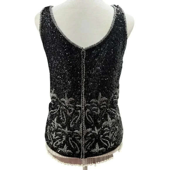 Hand Full Fashioned Gorgeous Silver & Black Hand Beaded Wool Tank Zip Up Back
M - Picture 16 of 16